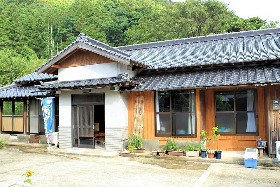 民宿あたんせの外観